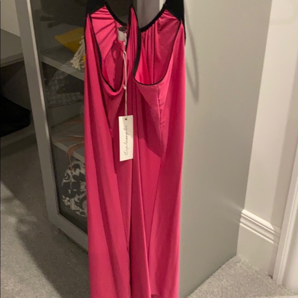 Dress - Picture 3 of 3